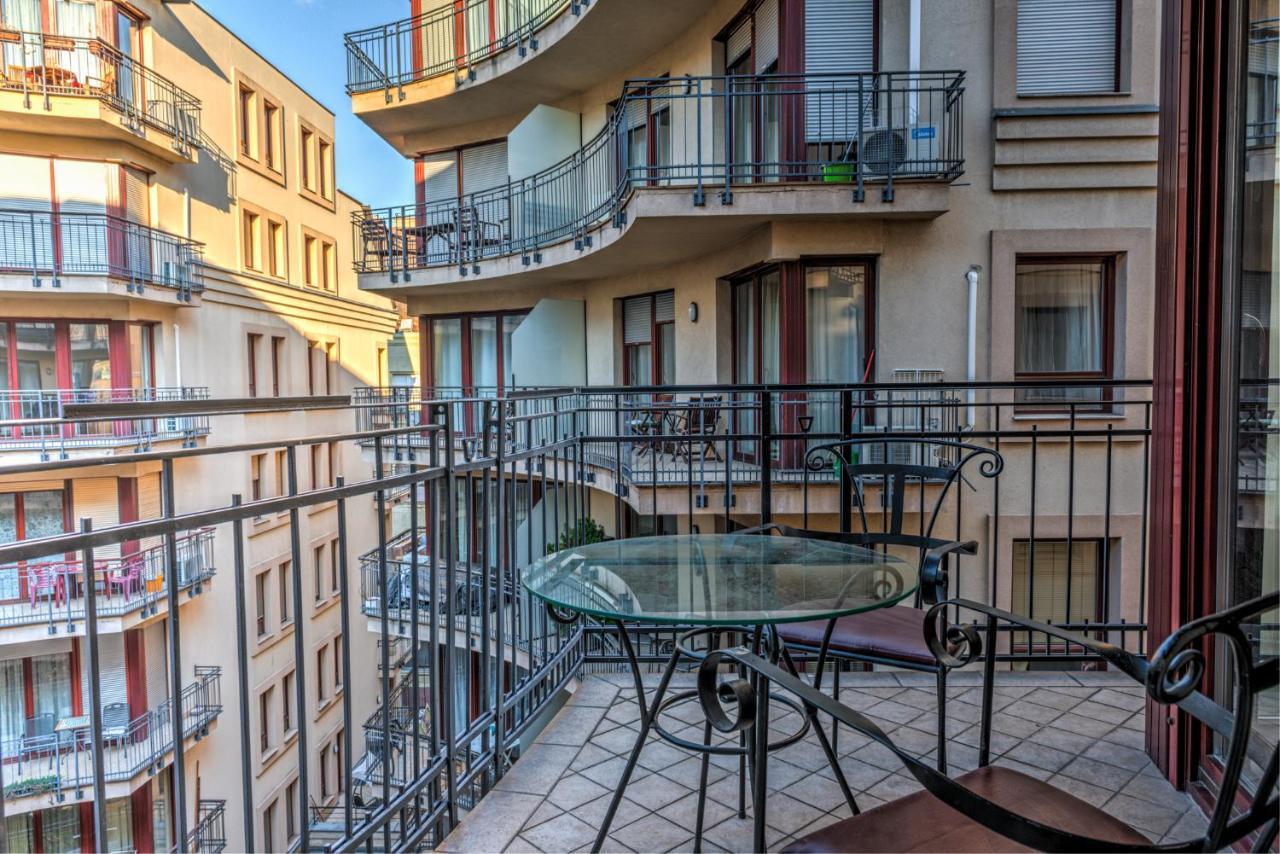 Central Downtown Apartments Budapest Exterior foto